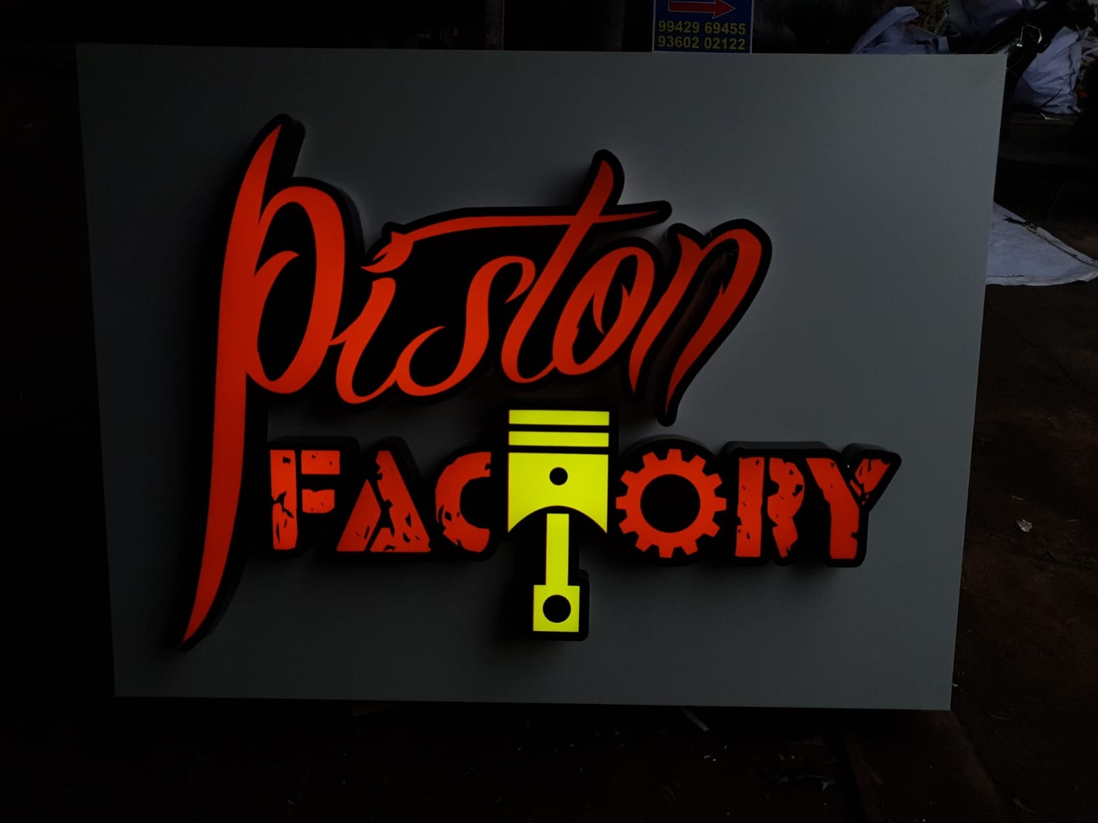 Logo & Branding